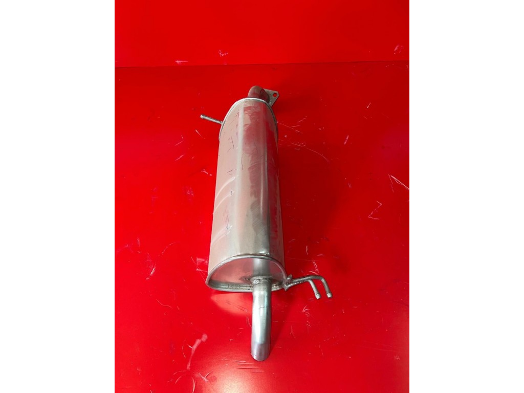 100.110 RIO HB. ÜÇGEN BORULU FLANŞLI ARKA SUS.