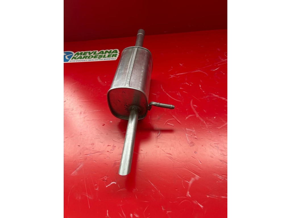 170.121 301 DÖRTGEN ARKA KISA SUSTURUCU BENZİNLİ